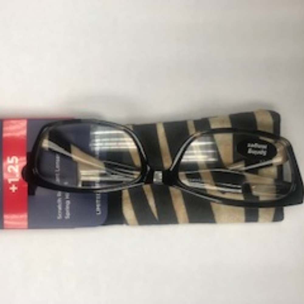 Women's reading glassess